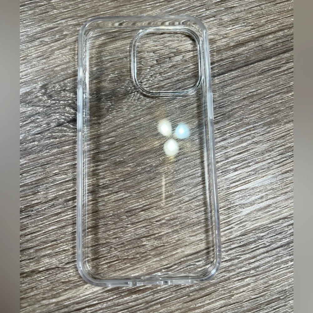 Drop Guys iPhone 13 Case Ultra‎ Slim Clear - Open box, Never used